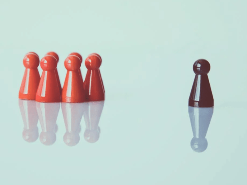 TEMOIGNAGES/ : “Je me suis senti·e différent·e et…” 